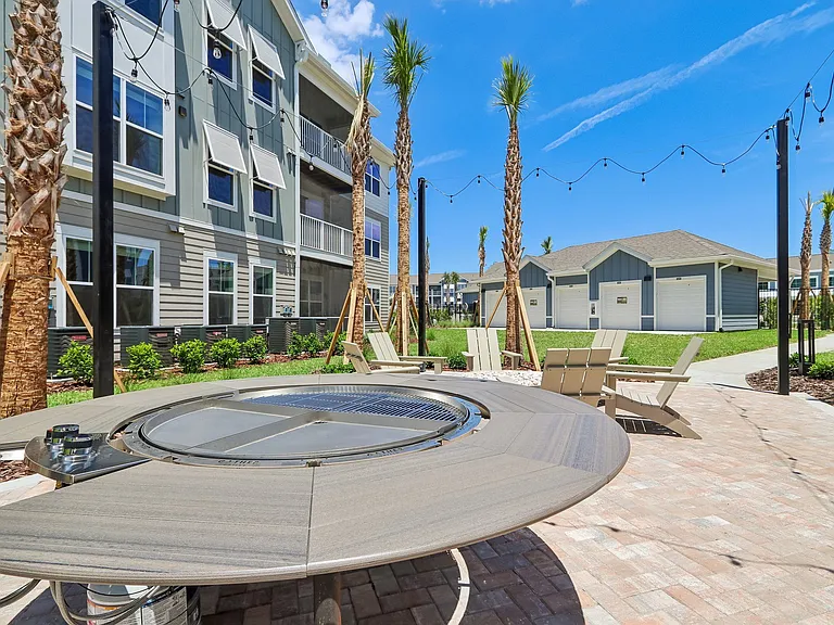 Velara Luxury Apartments — Photo 99