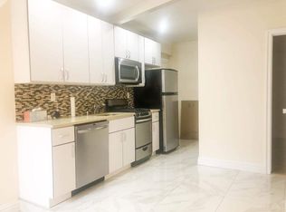 3005 Newtown Ave #1, Astoria, NY 11102