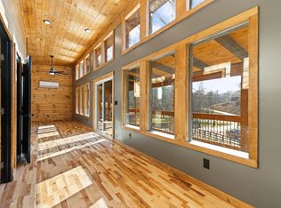 83 Cable Ln, Rogers, KY 41365