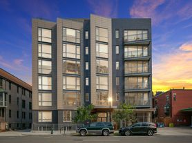 1311 13th St NW