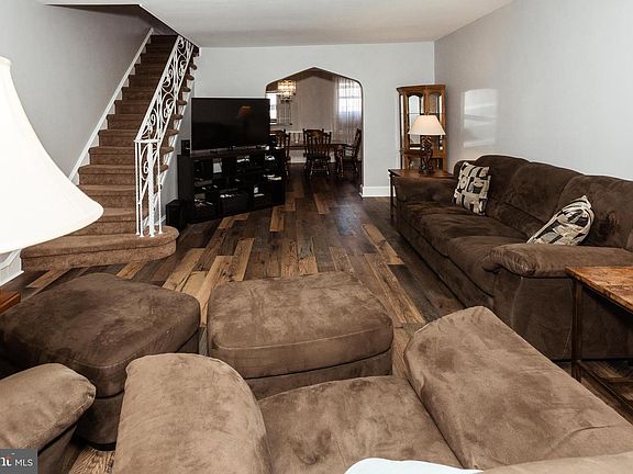 5th image of 3251 Knorr St