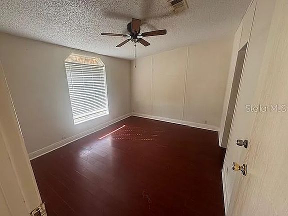 5th image of 5016 Marc Dr