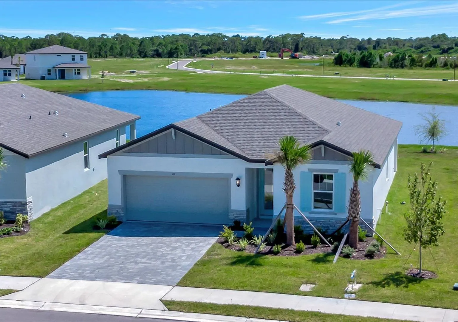 New Build 2024 - 3BR/2BA Home with 2-Car Garage in Nokomis Gated Community — Photo 2