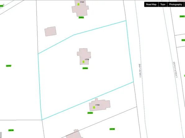 1554 Forum Ln, Iron Station, NC 28080