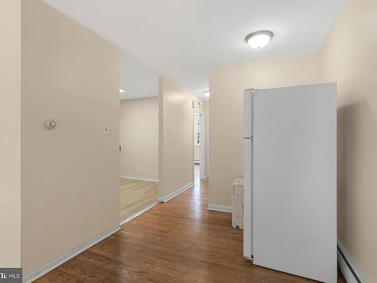 5990 Henry Ave #2 — Photo 8
