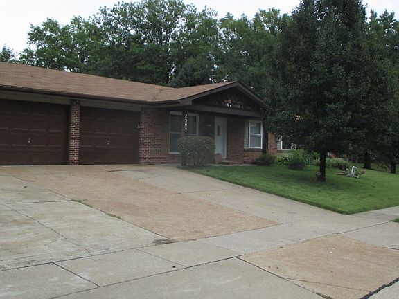 3rd image of 2309 Kingsford Dr