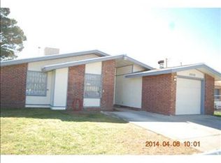 9928 Honey Locust Ln, El Paso, TX 79924