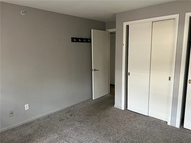 2341 Monroe Ave #1 — Photo 14