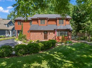 2640 Benton St, Palatine, IL 60067