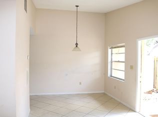 2011 Oleander Blvd APT B, Fort Pierce, FL 34950