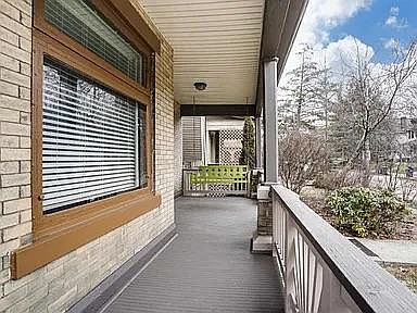 2nd image of 2363 Indianola Ave