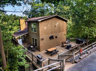 2820 Mountain View Cir, Sevierville, TN 37862