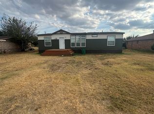1105 W 13th St, Quanah, TX 79252