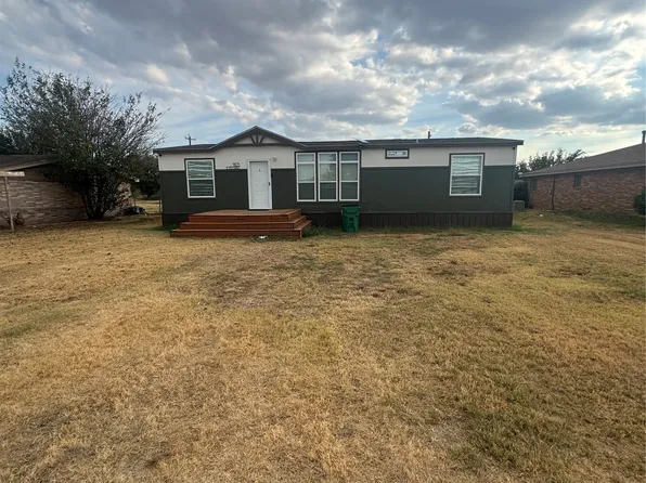1105 W 13th St, Quanah, TX 79252