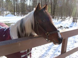 5 S Bow Rd, Hooksett, NH 03106