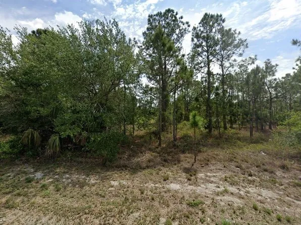 933 Memphis Ave S, Lehigh Acres, FL 33974