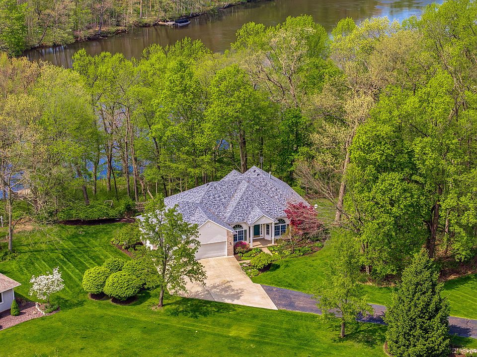 1st image of 4561 River Pointe Blvd
