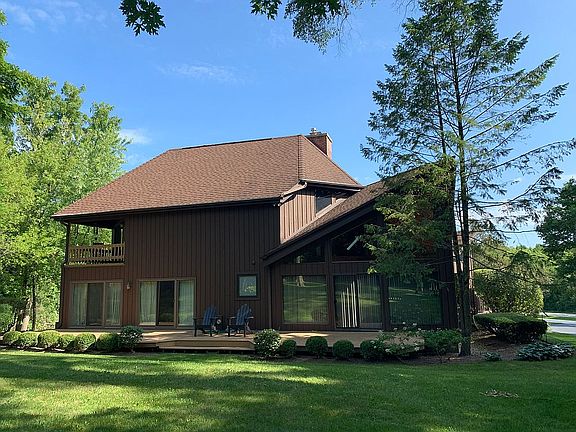 2nd image of 22654 N Rebecca Ln