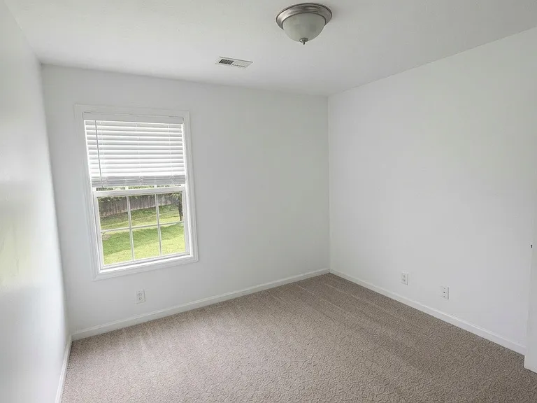 126 N Cavalcade Cir — Photo 18