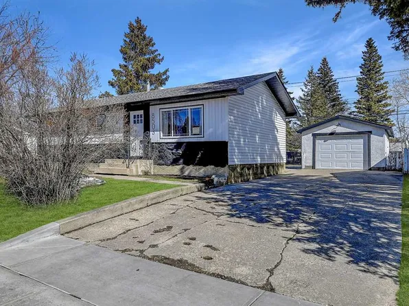 8503 W 100th St, Grande Prairie, AB T8V 2J8