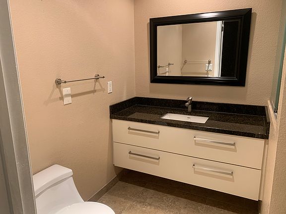 Front Ensuite Bathroom