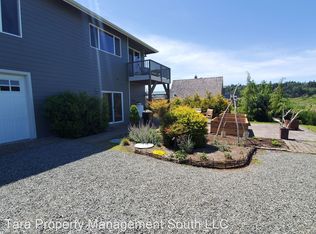 2099 Shore Ave UNIT B, Freeland, WA 98249