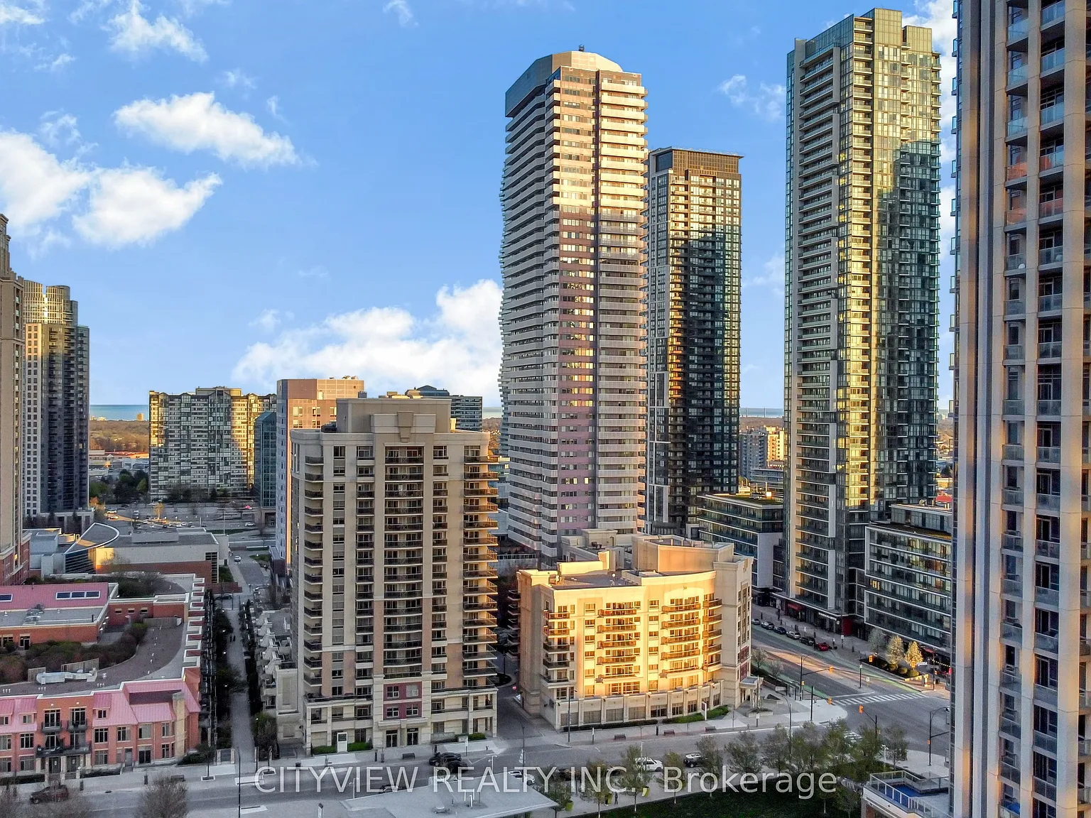 1 bed, $2,100 — Photo 3
