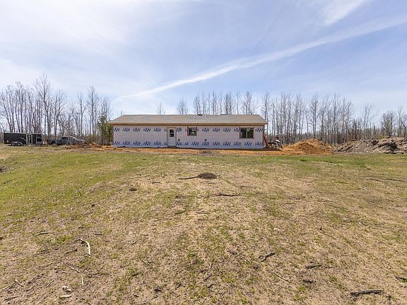4th image of 9403 White Sage Dr NW