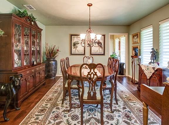 5th image of 3308 Brookshire Dr