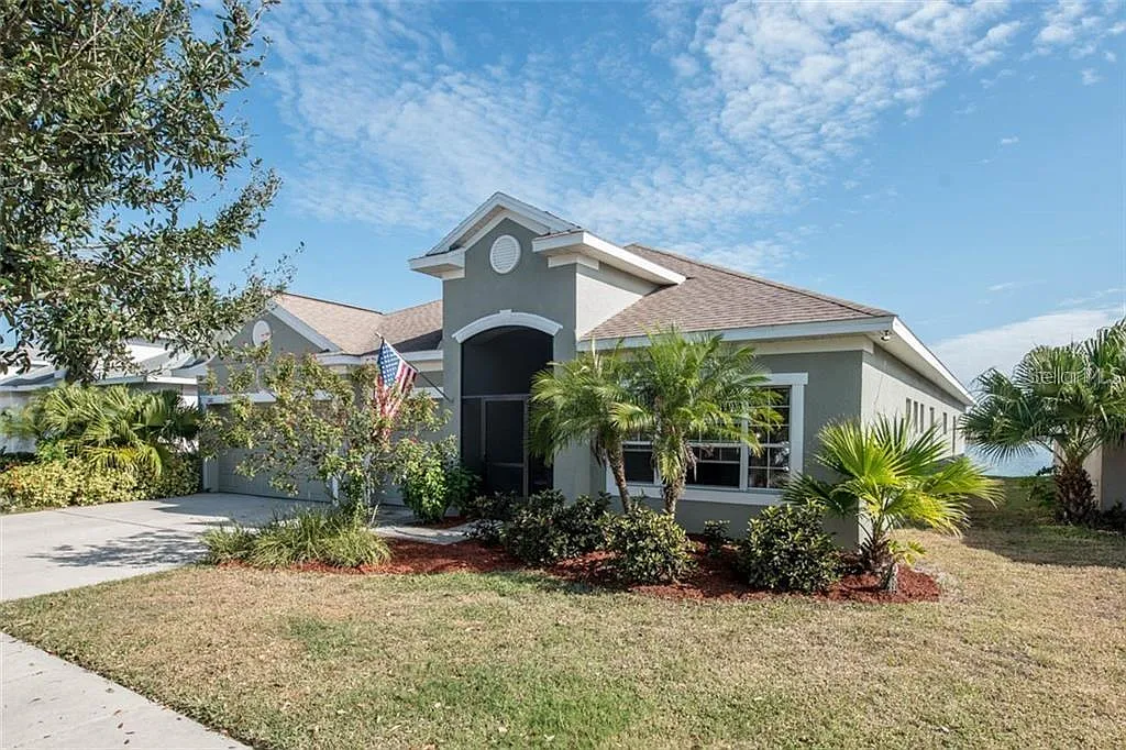 4 bed, 3.0 bath, 3057 sqft, $2,850 — Photo 3