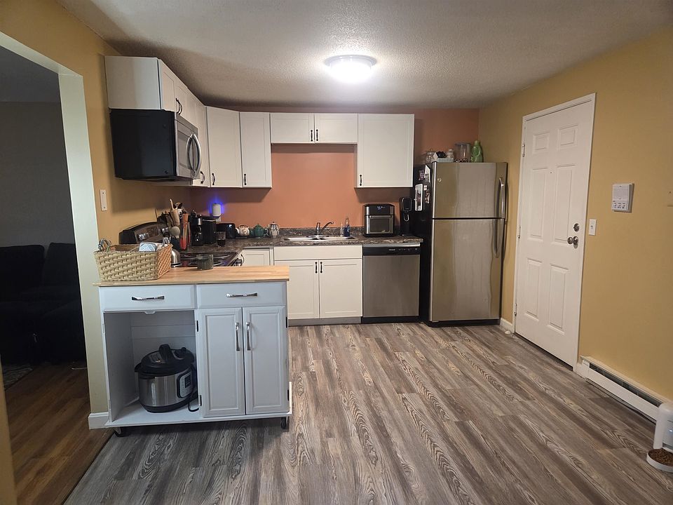 1st image of 12 E. Side Drive #405