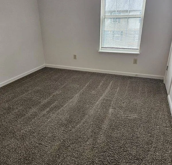 2304 Raleigh Ct #5 — Photo 29