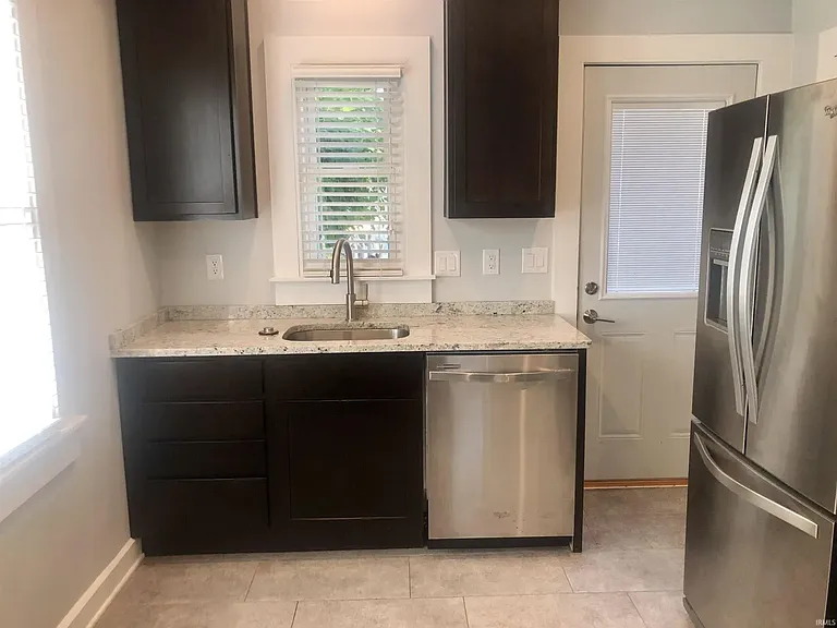 729 E Hunter Ave — Photo 51