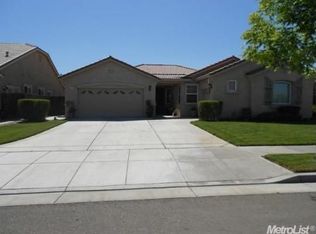 521 Roma St, Los Banos, CA 93635