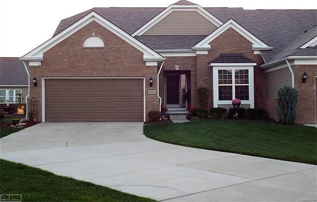 WELCOME HOME. 31331959