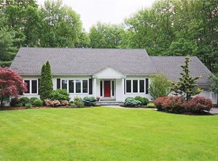 535 Whitney Ave, Trumbull, CT 06611