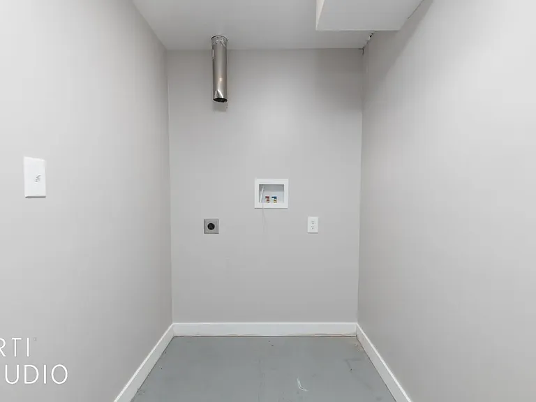846 E McFarland St — Photo 13