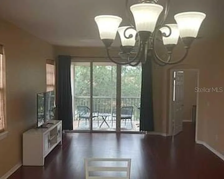 240 W End Dr #221 — Photo 3