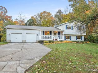 5824 Haughey Ave SW, Wyoming, MI 49548