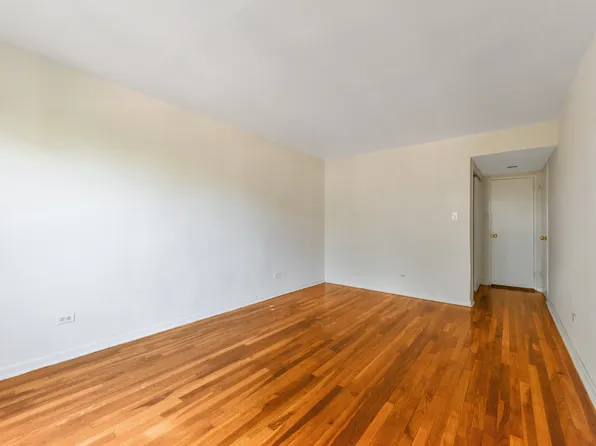 1165 East 54th Street image 15 of 21