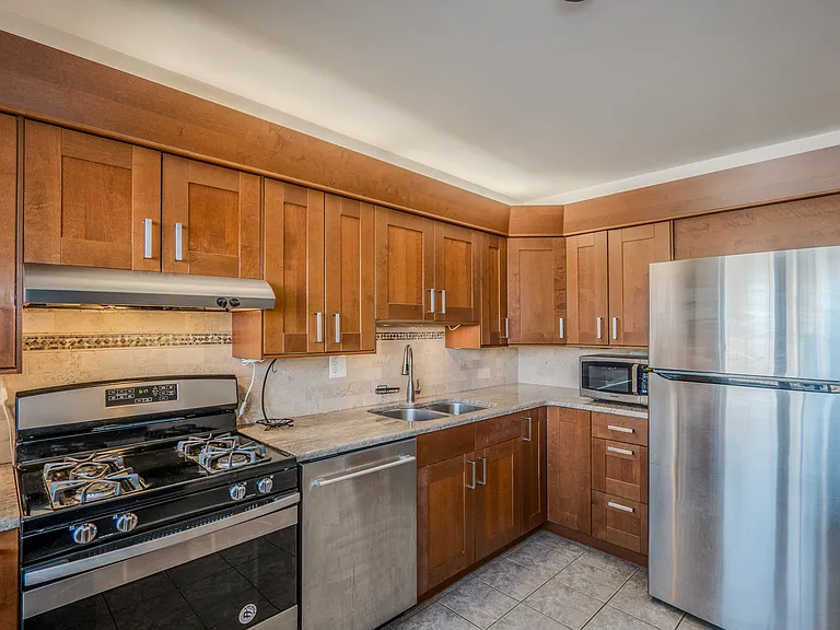 4225 N Keystone Ave #2C — Photo 6