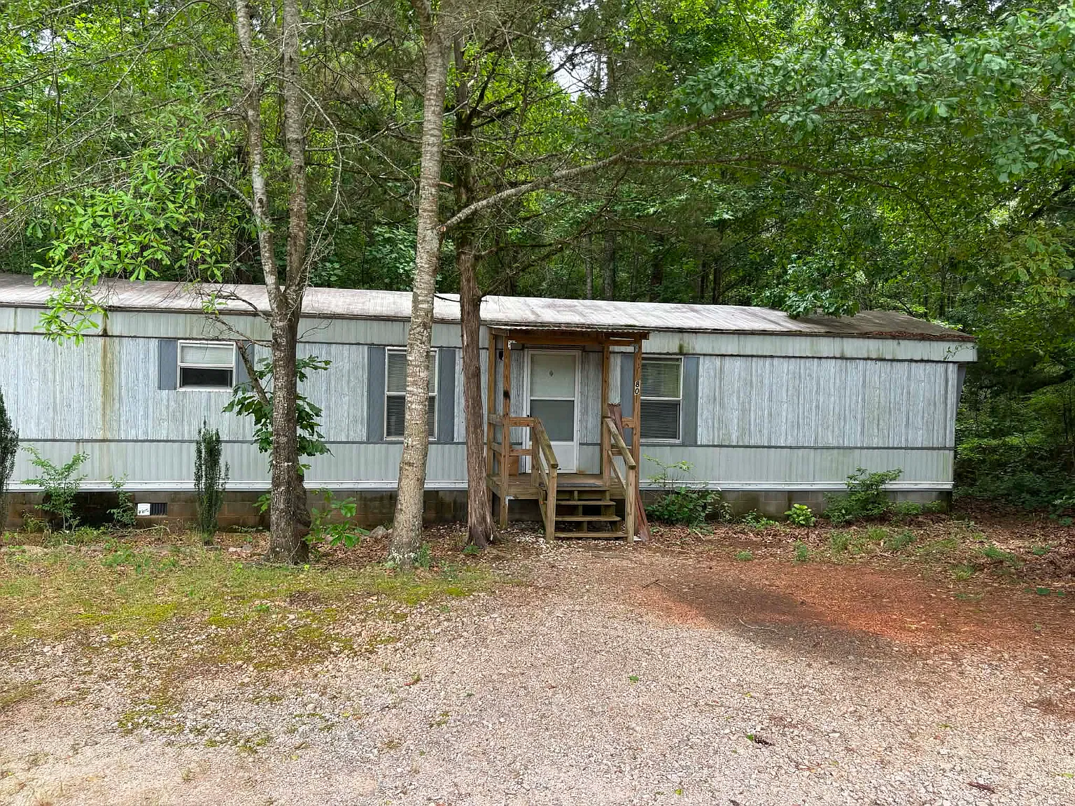 3 bed, 1216 sqft, $1,250 — Photo 1