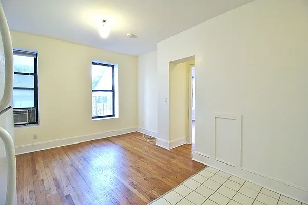 Rented by Julianna Realty Corp | media 18