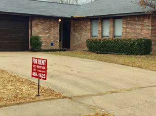 2319 Springridge Dr, Arlington, TX 76014