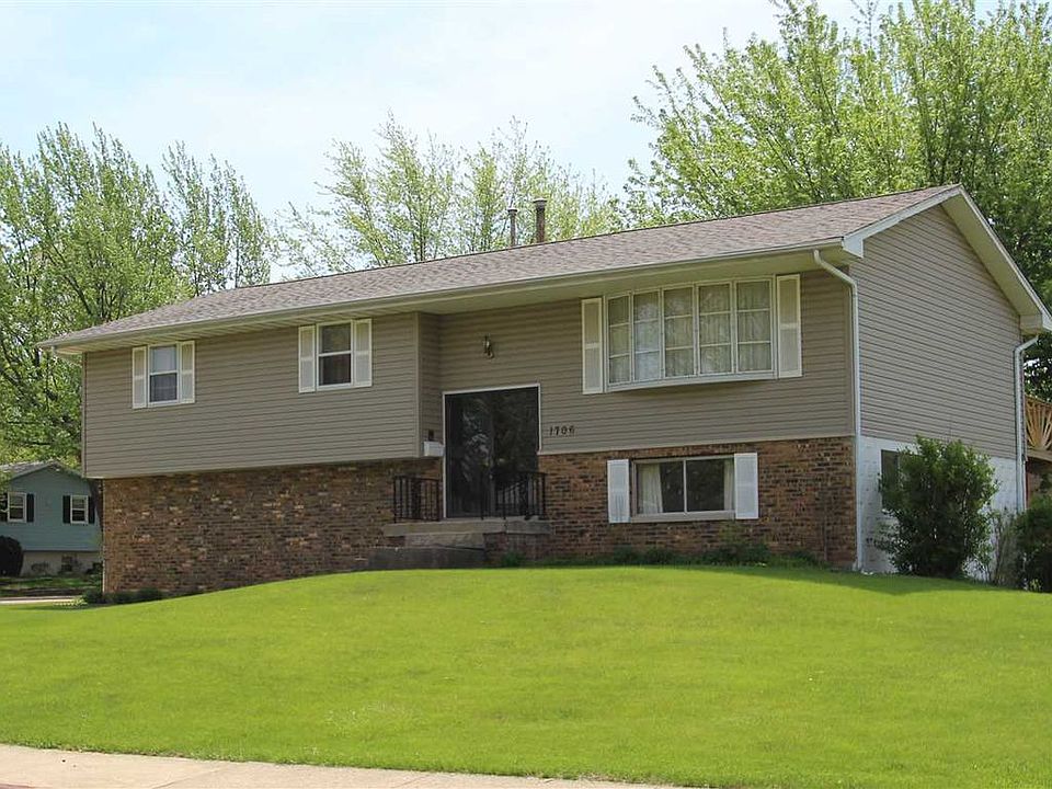 1st image of 1706 W Thames Dr