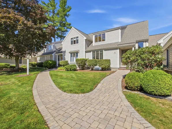 33 Mid Iron Dr Unit 33, North Reading, MA 01864
