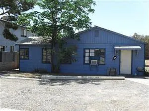 Building Photo 3