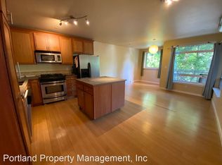 214 SE 8th Ave, Portland, OR 97214