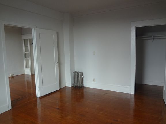 2nd image of 656 Ofarrell St APT 104