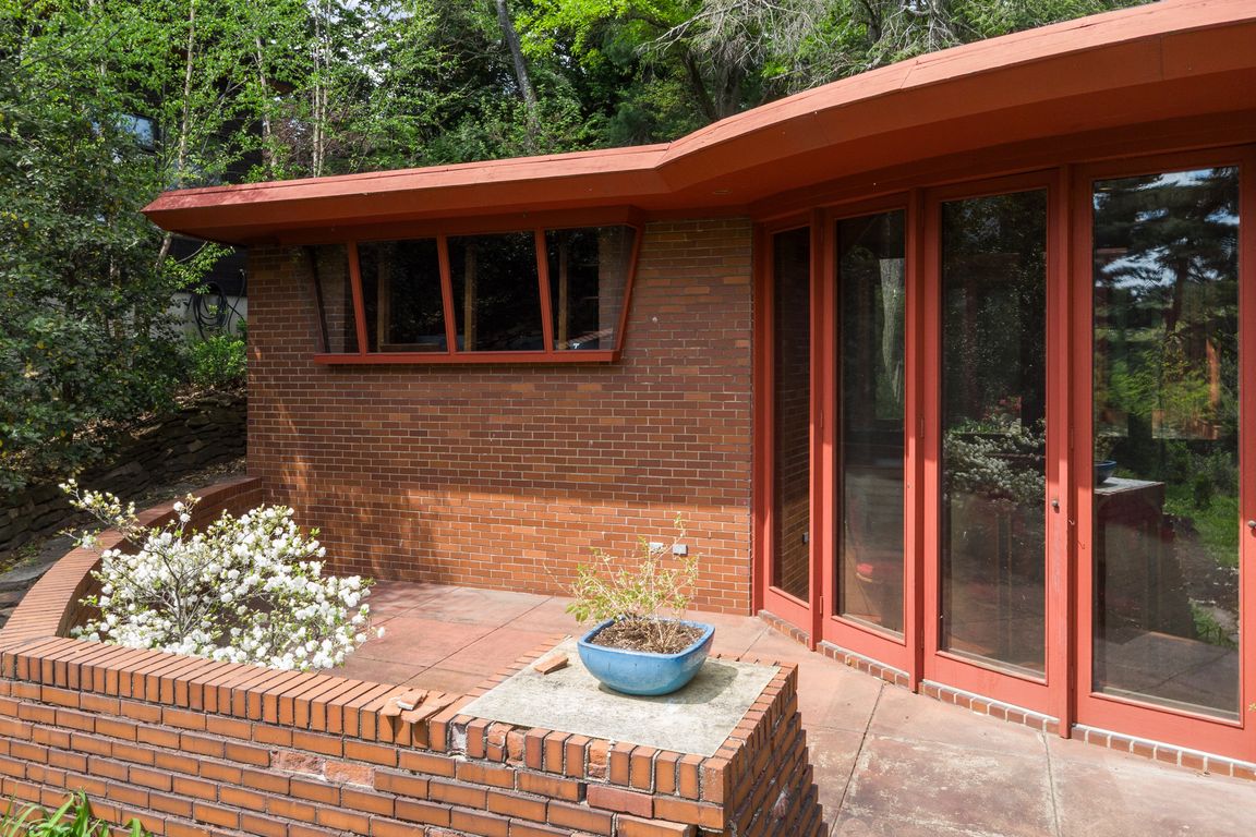 5139 Penton Rd, Pittsburgh, PA 15213 | MLS #1749447 | Zillow